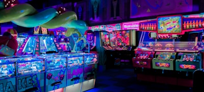 谈球吧官方网站门户首页现代设计大厅入口